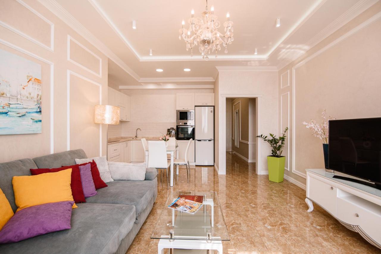 Apartamento Luxury For Business & Pleasure Royal 1 Kiev Exterior foto