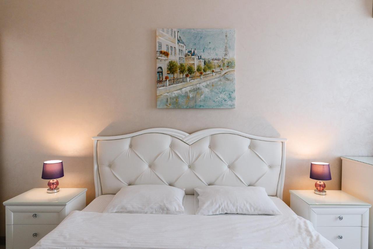Apartamento Luxury For Business & Pleasure Royal 1 Kiev Exterior foto